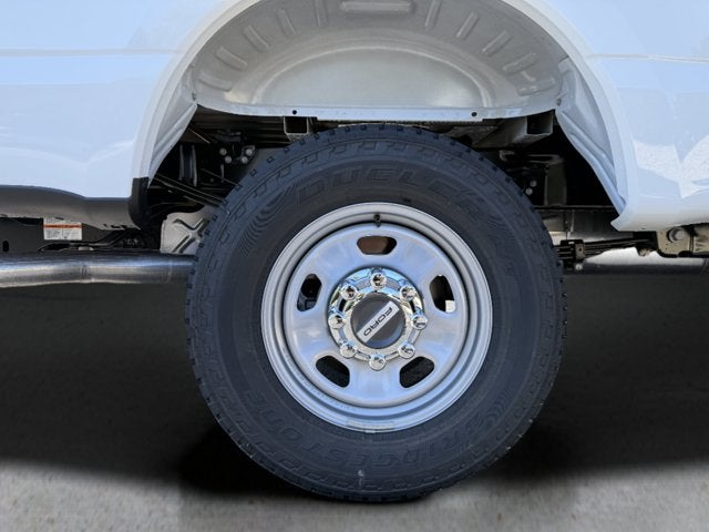 2027 Ford Super Duty F-350 SRW XL