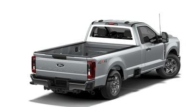 2027 Ford Super Duty F-350 SRW XLT