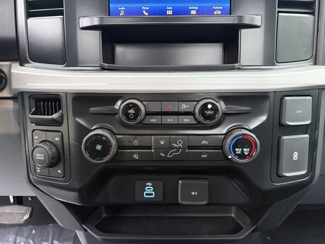 2027 Ford Super Duty F-350 SRW XL