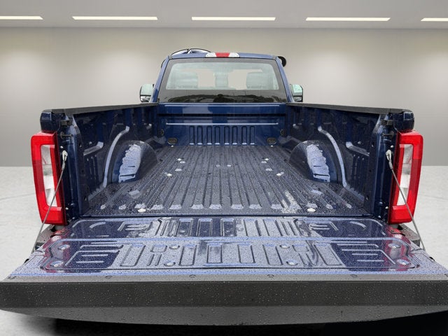 2027 Ford Super Duty F-350 SRW XL