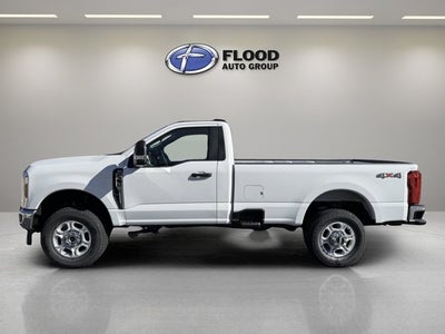 2027 Ford Super Duty F-350 SRW XLT