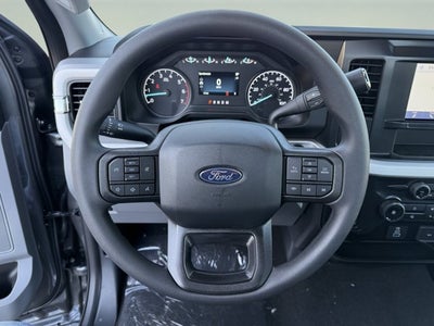 2027 Ford Super Duty F-350 SRW XL
