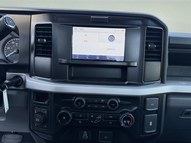 2027 Ford Super Duty F-350 SRW XL
