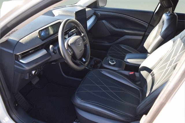 2022 Ford Mustang Mach-E Select