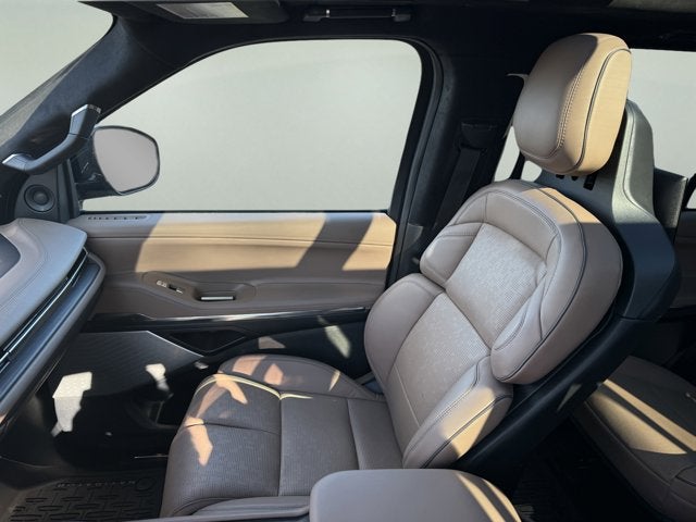 2025 Lincoln Navigator Black Label