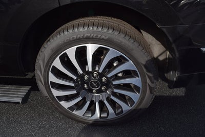 2022 Lincoln Navigator Black Label