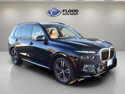 2025 BMW X7 M60i