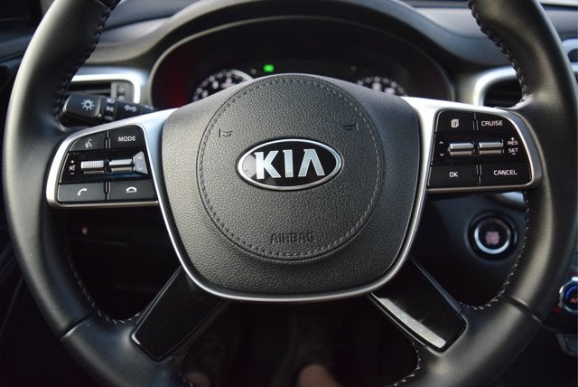 2020 Kia Sorento S