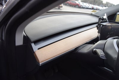 2023 Tesla Model Y Base