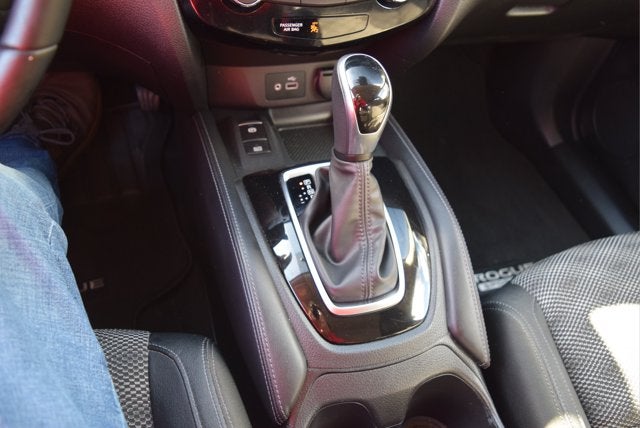 2020 Nissan Rogue Sport SV
