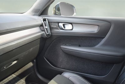 2019 Volvo XC40 R-Design