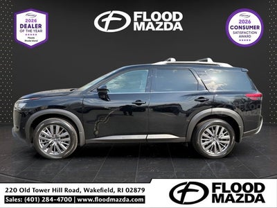 2023 Nissan Pathfinder SL