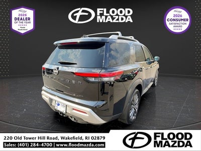 2023 Nissan Pathfinder SL